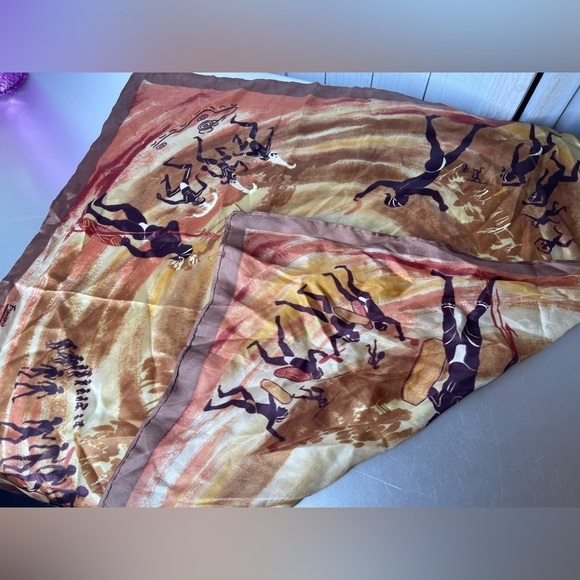 Francois by Neil Scarf Aboriginal Australia 26" 100% Silk Hand Hemmed - Picture 4 of 4